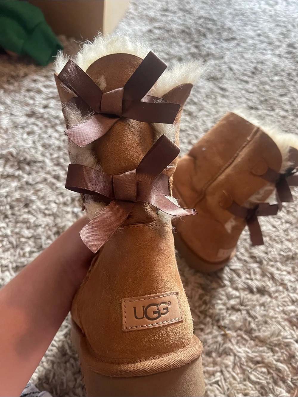 BOW UGG BOOTS WOMENS 11
